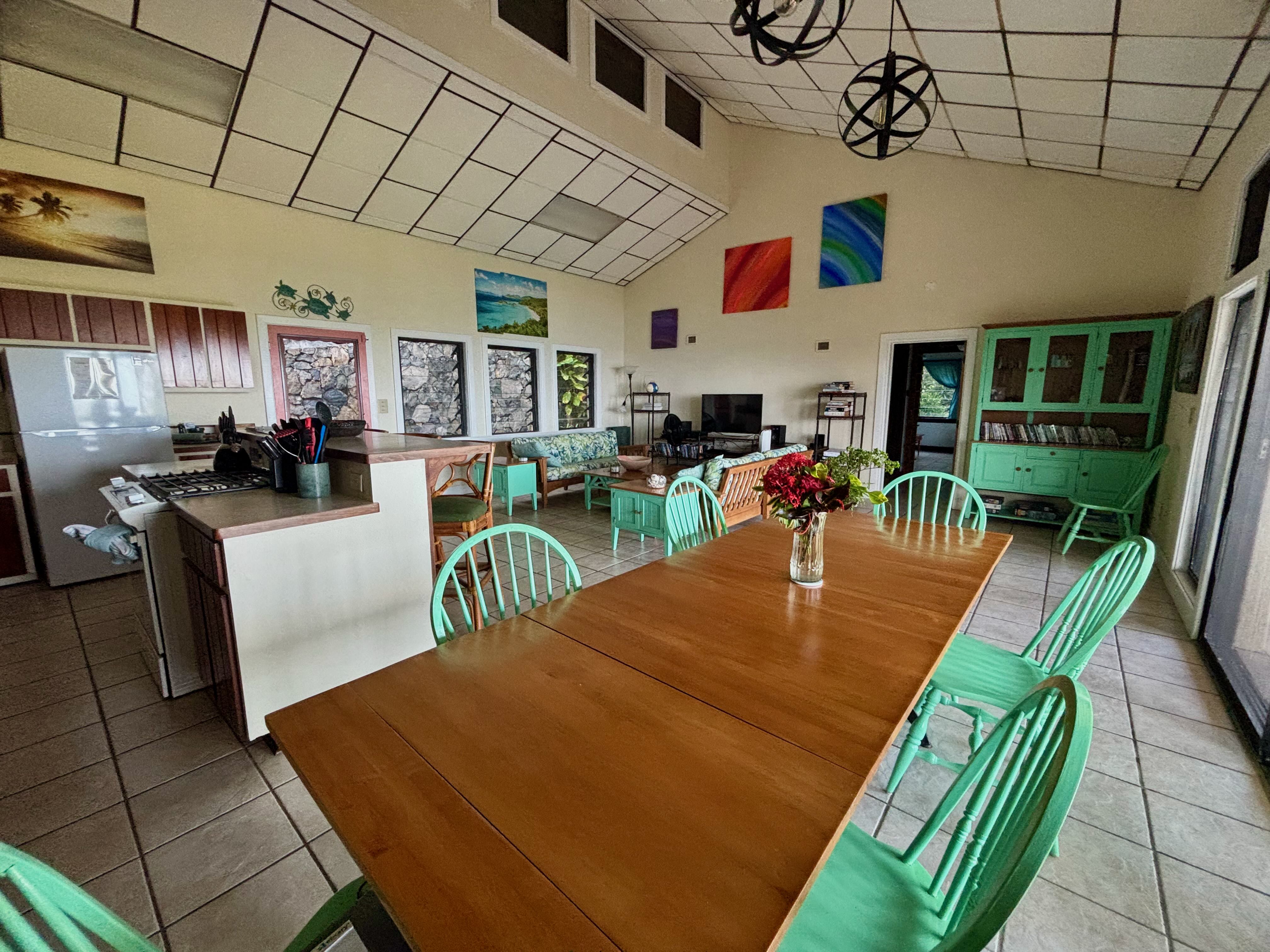  image here  publ2image2 Satinwood corner view.jpg